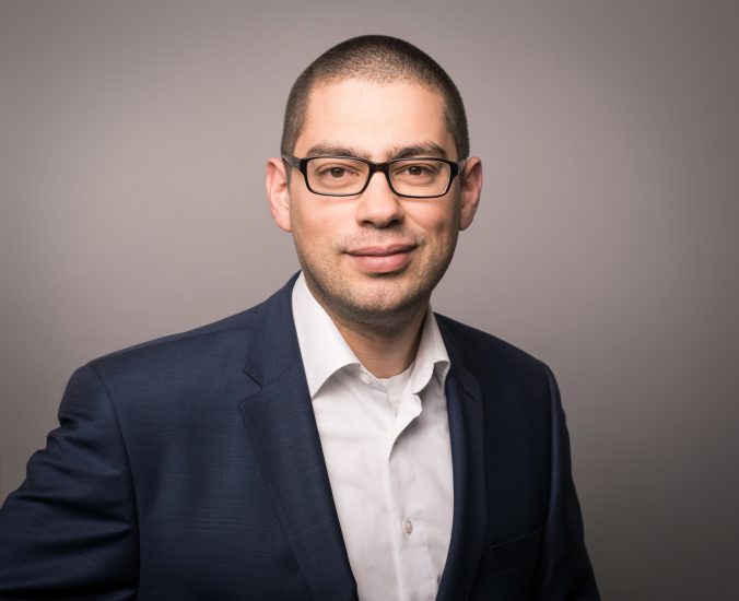 Portrait von Daniel Hujer (Leiter Sales & Marketing, m-pathy)